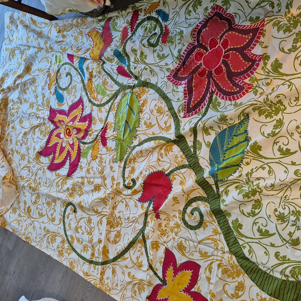 Pier 1 Multicolor Floral Tapestry - Picture 5 of 8